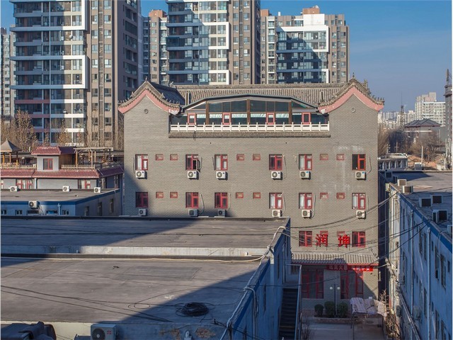 重庆与小朋友沟通的智能饮水机器人报价